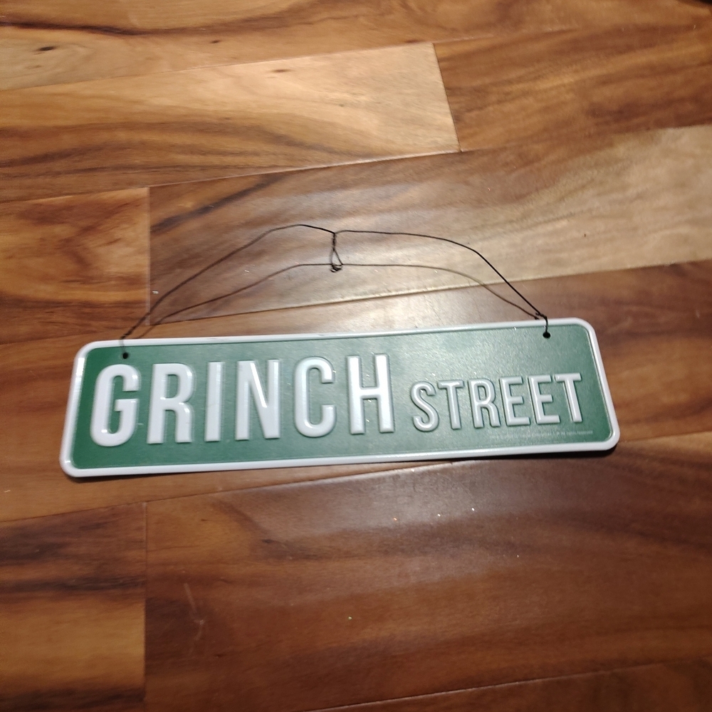 Dr. Seuss Green Grinch Street Sign